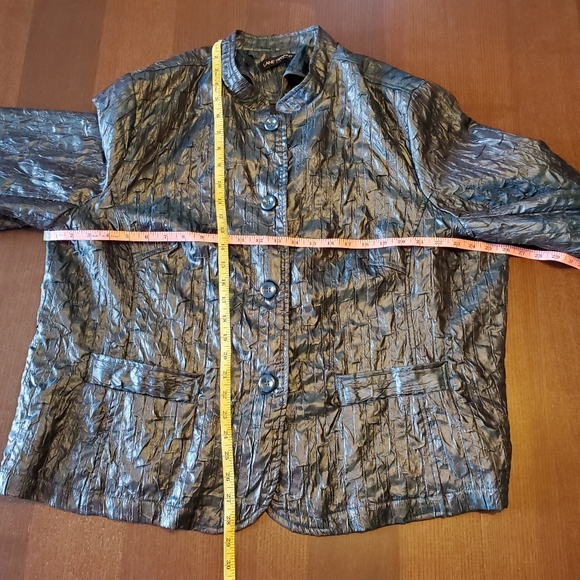 🍂🍁 Lane Bryant light weight crinkle jacket. Perfect for fall. It has pockets🎃 - Picture 4 of 12